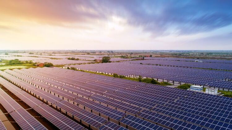 Solar Industry Secures Decade-High CorporateFunding of $34.3 Billion in 2023