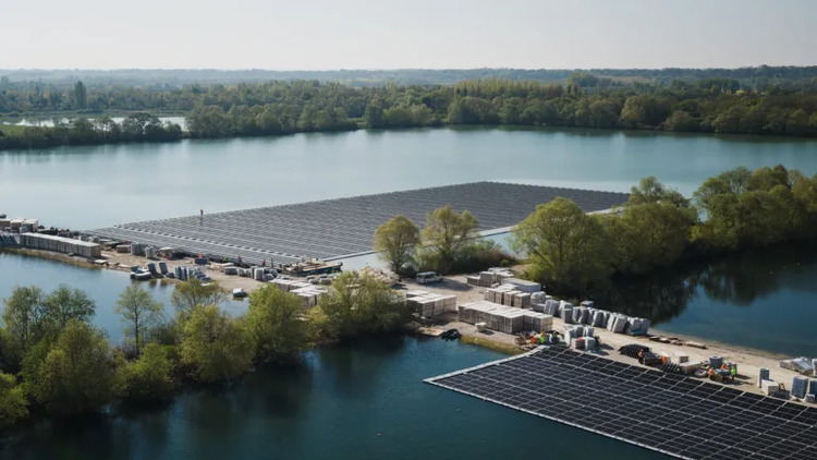 Europe’s Largest Floating Solar Power Plant Under Construction in Haute-Marne